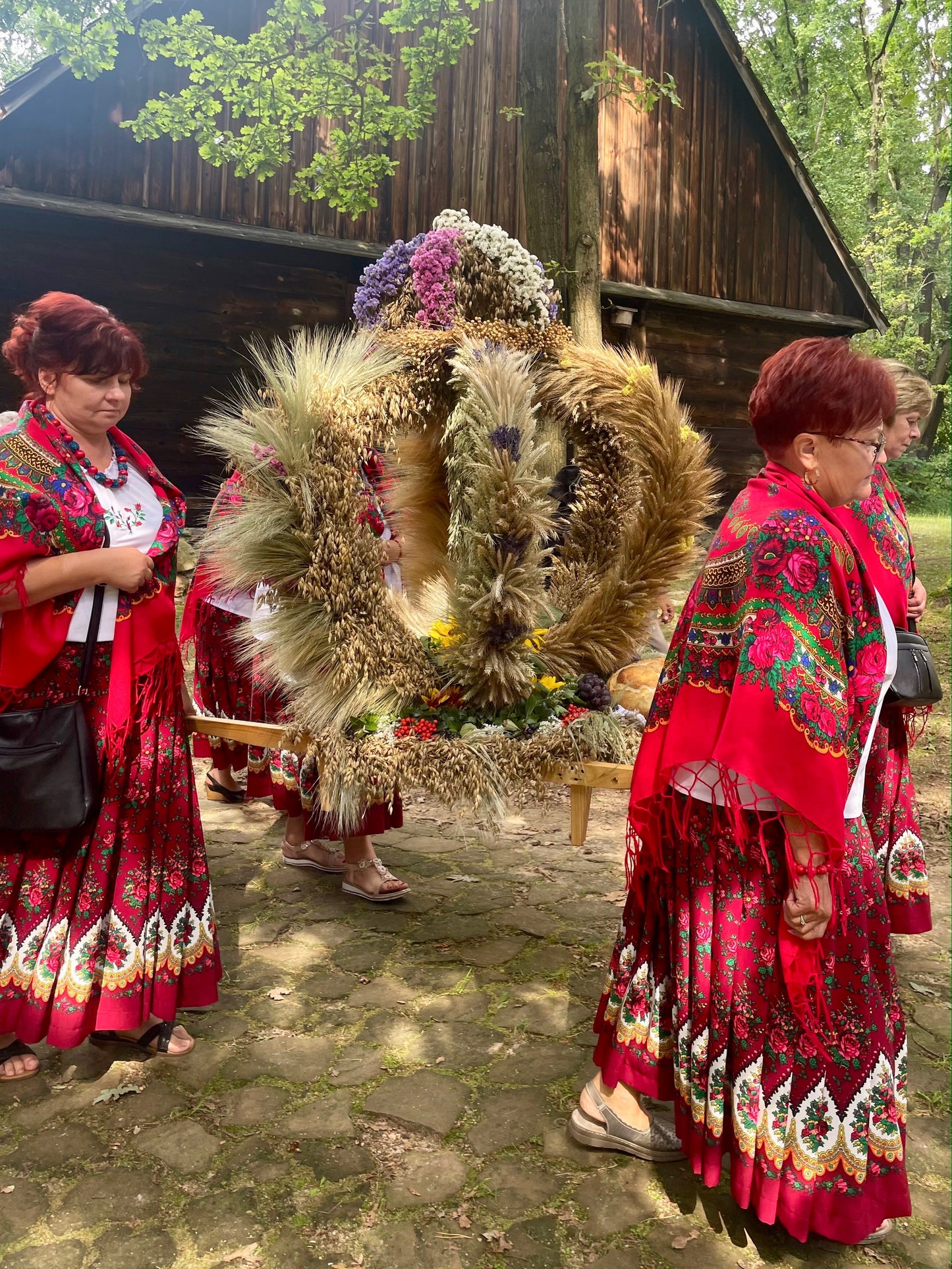 Harvest Zalipie and Lowicz Folk Excursion