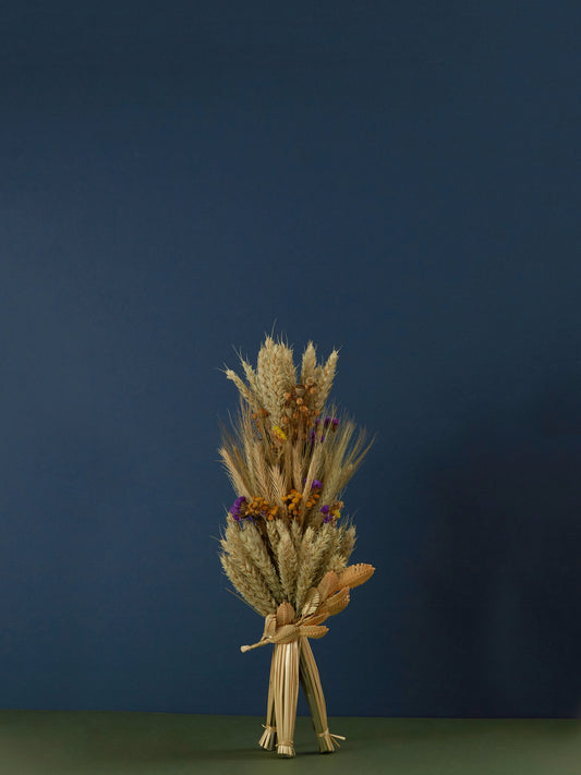 Didukh Ukrainian Straw Christmas Decoration